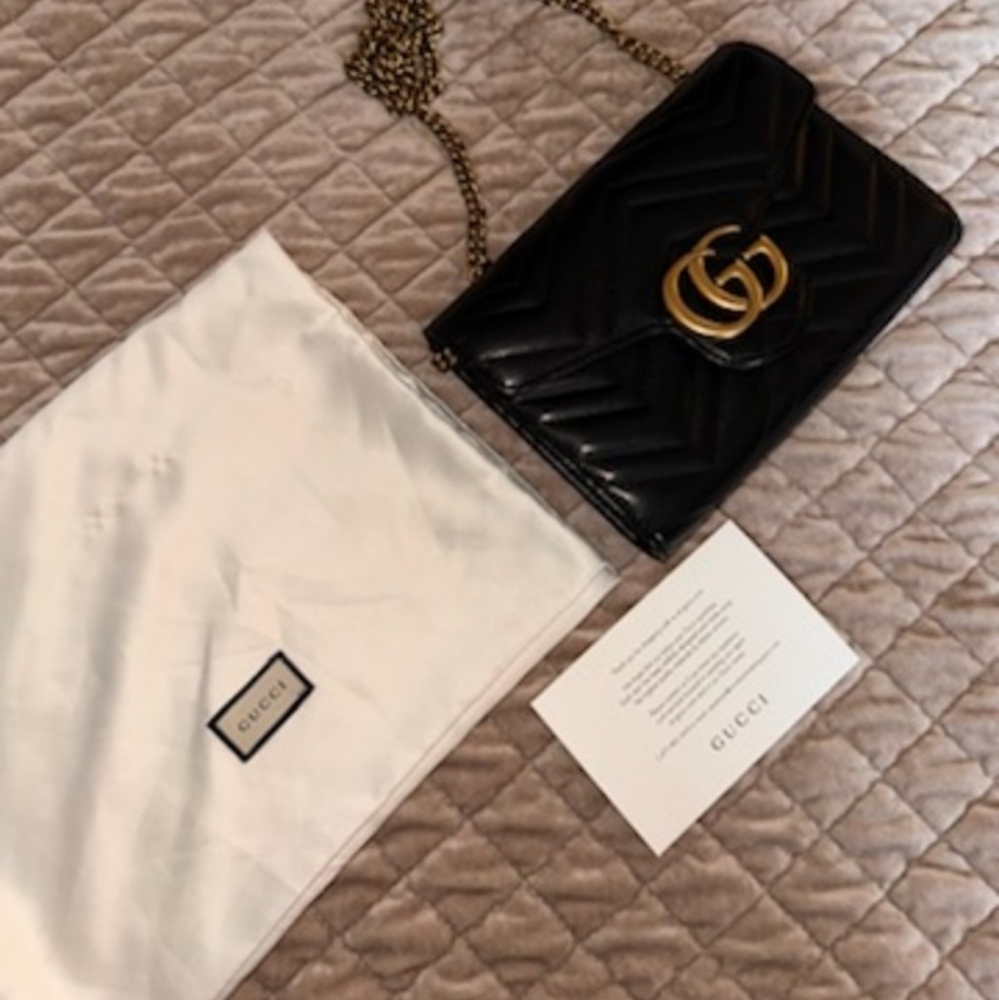 Authentic Gucci Black Leather Chain Bag